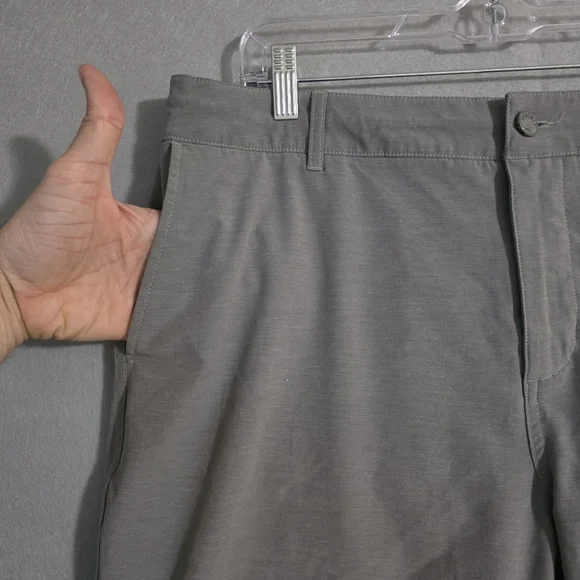 Faherty Mens Ice Grey 9" All Day Shorts 1.0 MSC0012 Size 36 - Picture 9 of 11